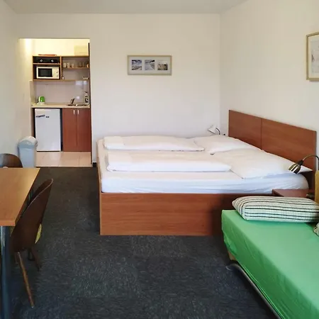 Aparthotel Family